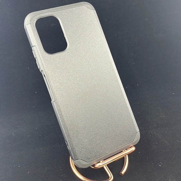 Unleash Your Style with the Powerful Nokia G400 5G: The Ultimate Urban Companion - Picture 3 of 4